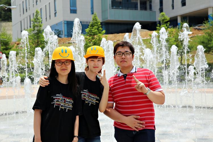 '누네띠노’ 눈에 띄네 !