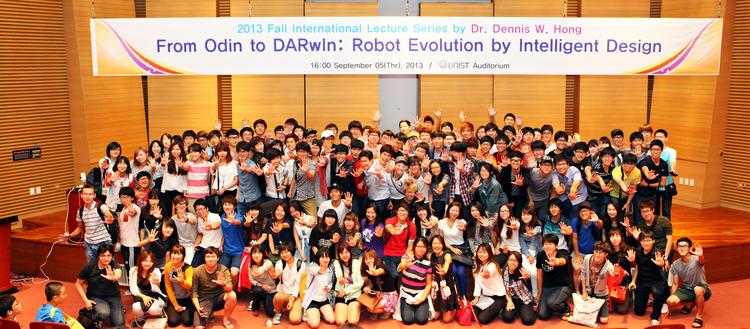 UNIST, 데니스 홍과 로봇의 진화를 상상하다