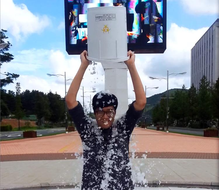 루게릭병 연구하는 임정훈 교수 ‘아이스버킷 챌린지’ 동참