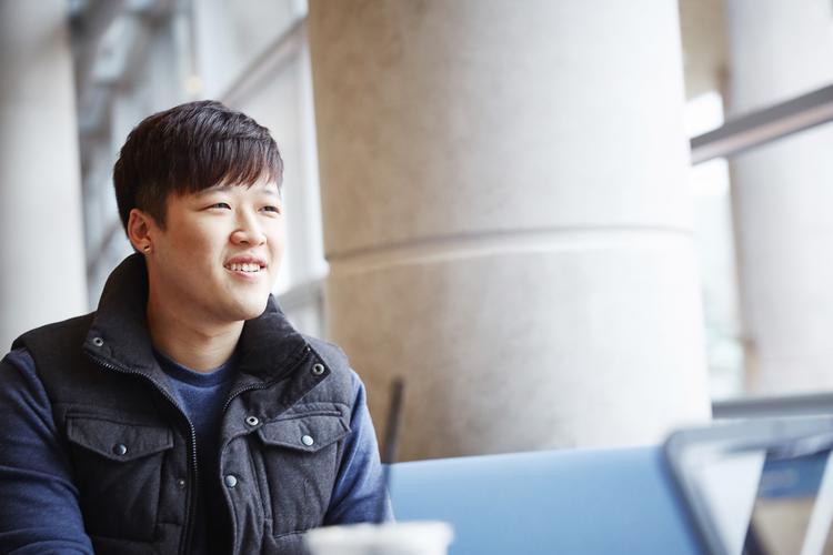 ‘투명전극 면저항값’ 기록보유자를 만나다