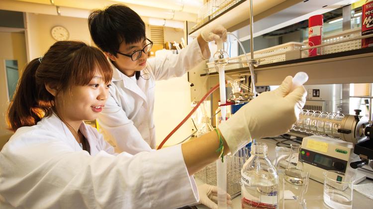 UNIST에서 무럭무럭 자라는 새싹 과학자의 하루