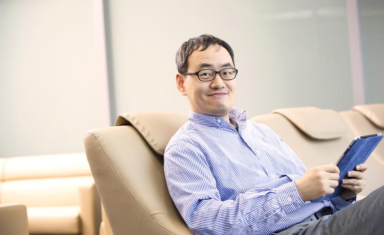 “모든 사물이 연결되는 세상을 준비합니다” 